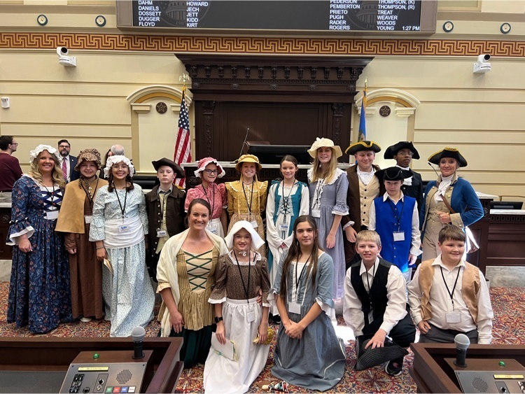 Arnett Middle School at Colonial Day in the Capitol! 